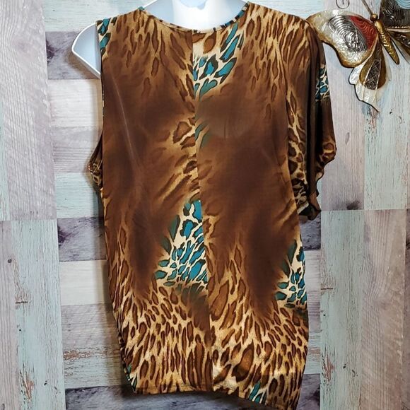 Fashion Bug Sz 3X Animal Print Beaded Neckline One Sleeve Popover Blouse 624   - Picture 8 of 11